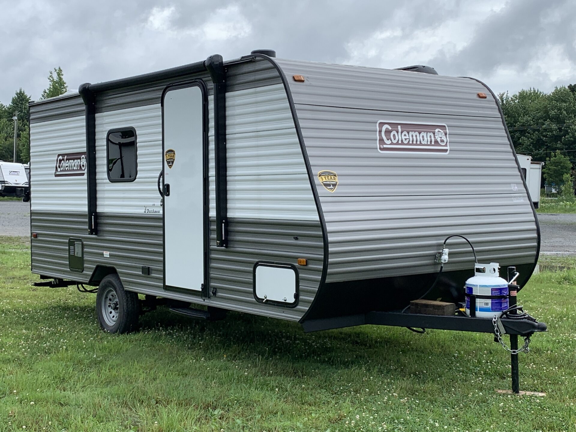 COLEMAN 17B 2024 Cristal Vr
